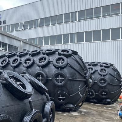 품질 ISO17357 Inflatable Rubber Fender 50kpa-80kpa for Ship Docking 공장