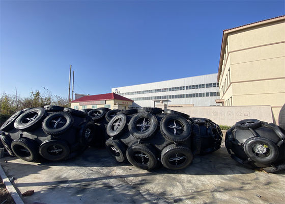 품질 해상 유람 요코하마 1.5x3m형 Pneumtiac 고무 펜더 공장