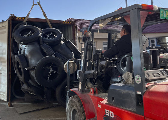 품질 해상 고무 떠있는 큰 크기의 도크 선박 정압 펜더 공장