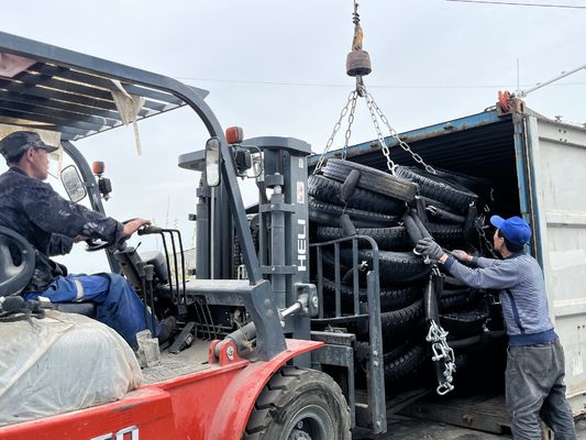 품질 BV 인증서 요코하마 타입 STS STD 타이어 네이트와 함께 정압 고무 펜더 공장