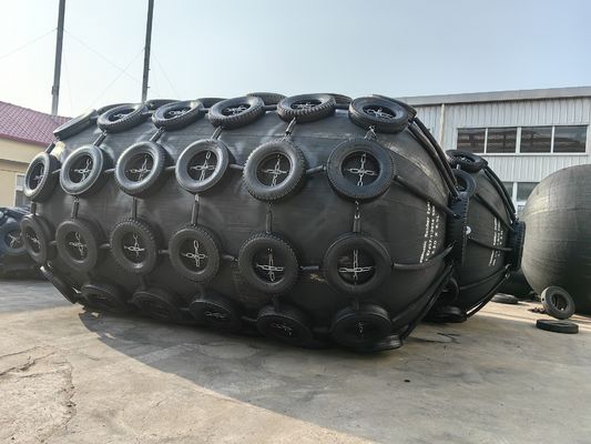 품질 지름 0.5m에서 4.5m까지 Pneumatic Gum Fender 기울기 60% 공장