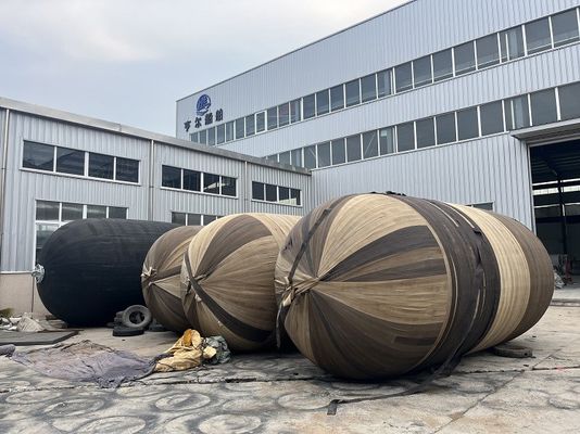 품질 검은색 맞춤형 요코하마 펌마 펜더 내구성 공장