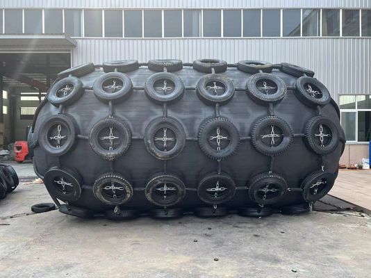 품질 50kPa Pneumatic Marine Fender Yokohama Fender for Ship-to-ship with 6-10 Years Lifespan 공장