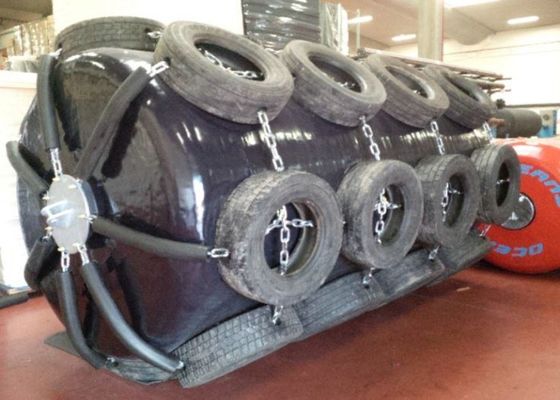 품질 다 타이어와 사슬 보호 소매를 가진 색깔 선택권 거품에 의하여 채워지는 구조망 공장