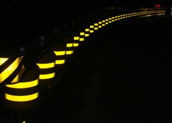 품질 곡선 도로 롤러 장벽 담, 폴리에틸렌 도로 롤러 장벽 공장