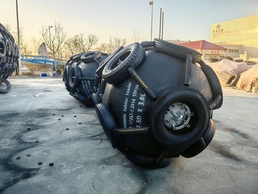 품질 내부 압력 50/80Kpa Pneumatic Marine Fenders 초기 압력 50Kpa 기울기 60% 공장