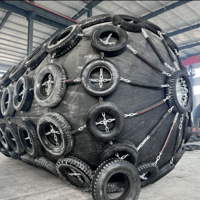 품질 50Kpa / 80Kpa 공압 고무 펜더 요코하마 타입 공장