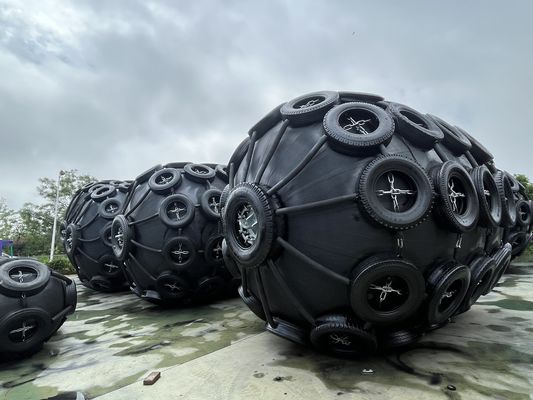 품질 체인 및 PP 로프 설치 방식 공압 고무 펜더 50Kpa 고내구성 공장