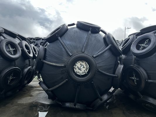 품질 체인 및 PP 로프 설치 방식 공압 고무 펜더 50Kpa 고내구성 공장