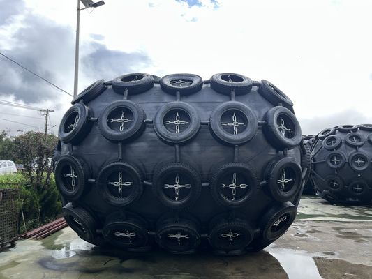 품질 설계 수명 8~15년, 공압식 해양 펜더, 50kPa 및 80kPa 압력 제공, 설치 방법 체인 PP 로프, 선박 접안에 적합 공장