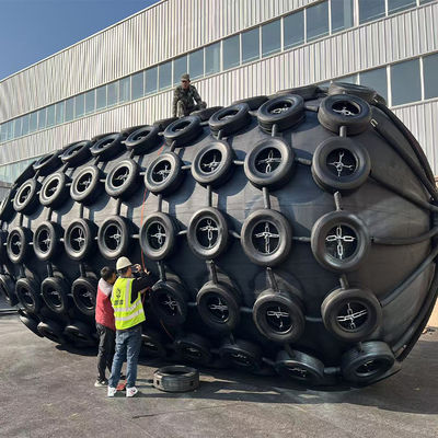 품질 ISO 17357 Certified Natural Rubber Pneumatic Fender with 50Kpa Working Pressure for Marine Safety 공장