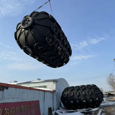 품질 BV, CCS, DNV 인증을 받은 구조용 50KPA 고품질 공압 고무 펜더 공장