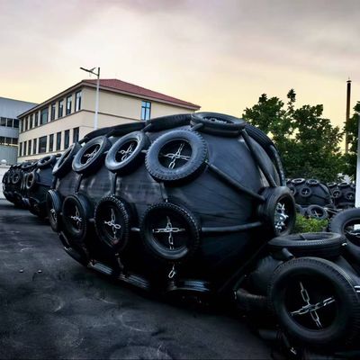 품질 내구성 고무 Pneumatic Fender 해상 도크 보호 시스템 배 배 및 항구에 적합한 충격 흡수 공장