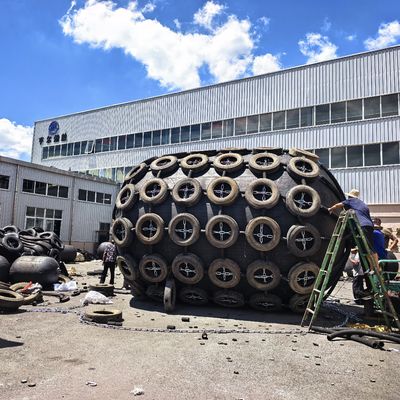 품질 해상 안전 및 선박 접안용 공압 고무 펜더 공장