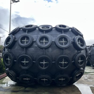 품질 맞춤형 사이즈 ISO17357 인증 공압 고무 펜더 (50kPa 및 80kPa 압력, 해양 적용용) 공장