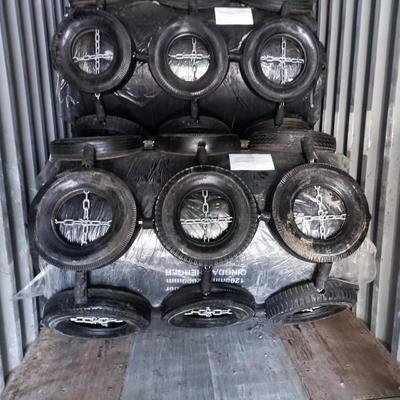 품질 Customized Design Foam Filled Fender with 1 M~12 M Length and 0.5 M~4.8 M Diameter for Marine Applications 공장