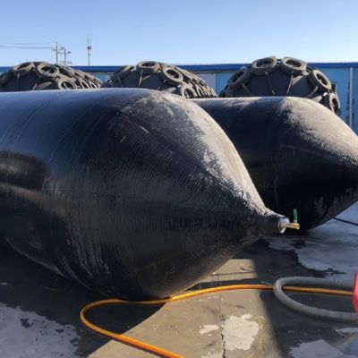 품질 Customized Marine Rubber Airbag Ideal for Ship Launching and Docking Operations Offering Excellent Load Bearing Capacity 공장