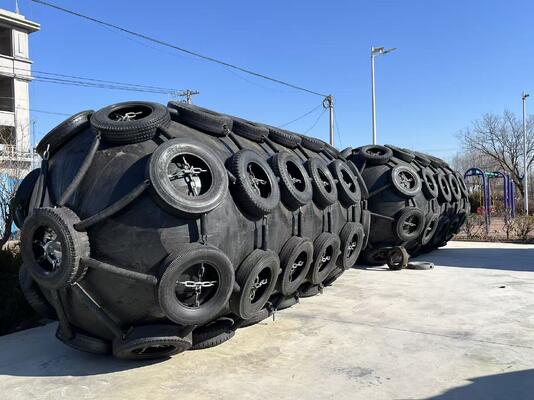품질 Natural Rubber ISO Certified Pneumatic Rubber Fender with 50Kpa/80kpa Working Pressure for Marine Anti-Collision 공장