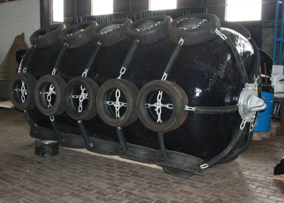 품질 ISO 17357 Compliant EVA Foam Filled Fender with Closed-Cell EVA Core and Customizable Dimensions 공장