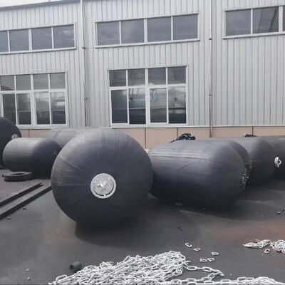 품질 Heavy Duty Pneumatic Rubber Fender Inflatable Yokohama Type Fender for Protection of Large Oil Tankers and Gas Carriers 공장