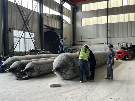 품질 Anti Corrosion Marine Rubber Airbag for Long Term Saltwater Service with 0.8-3 M Diameter 공장