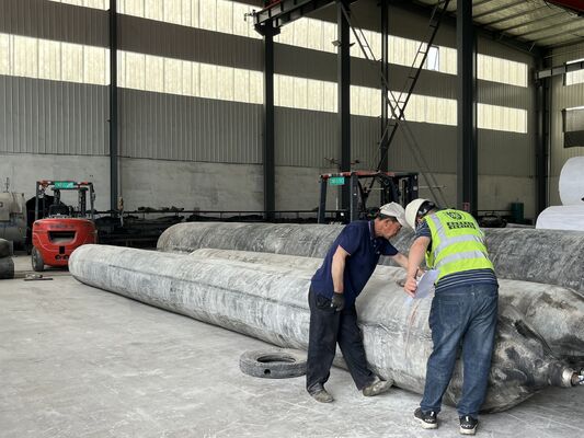 품질 Marine Rubber Airbag with Stainless Steel Mounting Hardware for Corrosion Free Installation 공장