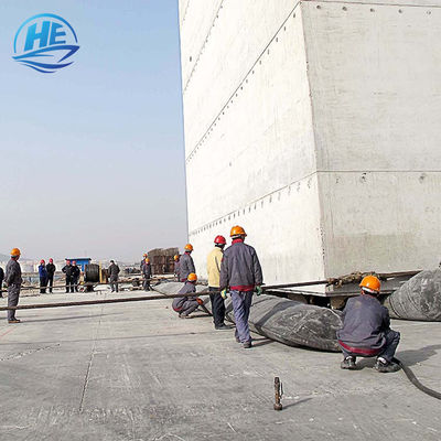 품질 인양선과 플로팅 해난 해양 에어백 9 / 10 층에 착수하는 건선거 공장