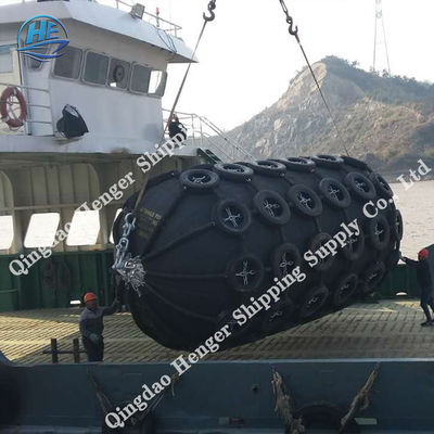 품질 ISO17357 공압 고무 펜더 맞춤형 크기 0.3-4.8M 공장