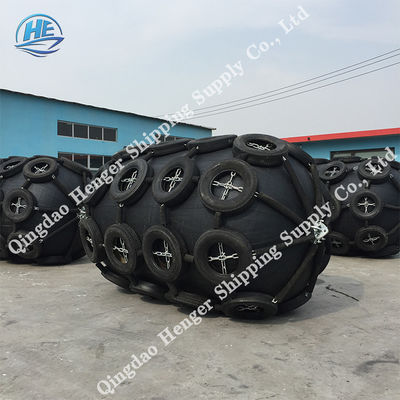 품질 ISO17357 공압 고무 펜더 맞춤형 크기 0.3-4.8M 공장