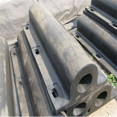 품질 H200 * L800 배를 위한 바다 고무 구조망 D 유형 구조망 보장 2 년 공장