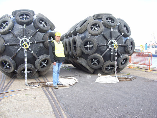 품질 좋은 기체 밀폐와 D2.5x5.5m 요코하마 공기 고무 방현재 공장