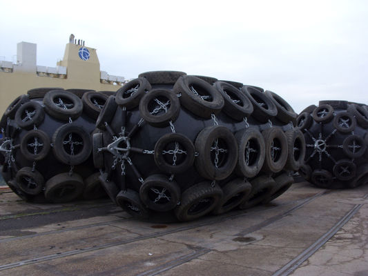 품질 해양 Iso 17357 증명된 요코하마 고무 방현재 50 kpa D1.5M*L3.0M 공장