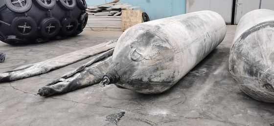 품질 인양선과 해양 에어백에 착수하는 해양 무거운 물건 들기 에어백 건선거 공장