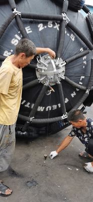 품질 공압 플로팅 잠수함 펜더 요코하마 공압 고무 펜더 공장