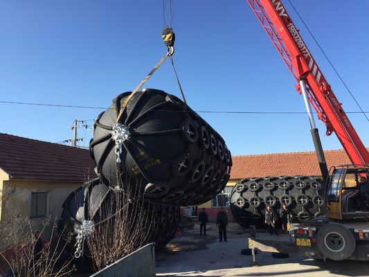 품질 50Kpa 내부 압력 바다 고무 구조망 압축 공기를 넣은 고무 구조망 공장