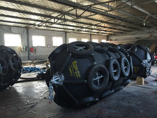 품질 요코하마 공압 늑골이 있는 구조망 해양 장비 요코하마 공압 고무 구조망 공장