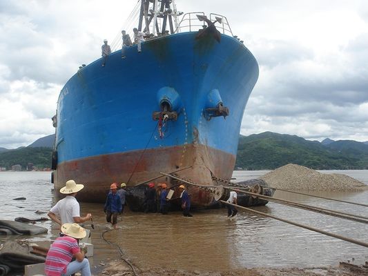 품질 D15*L20m 0.20Mpa 선박 발사 해양 에어백 최적화 레이아웃 공장