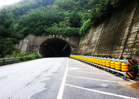 품질 ISO 표준 PU와 PVC 안전 가드 레일이 보조 레일 장벽을 회전시킵니다 공장